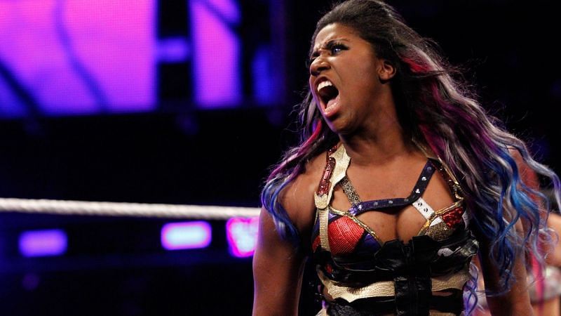 The She-nom was a huge loss for Raw but a huge gain for SmackDown.